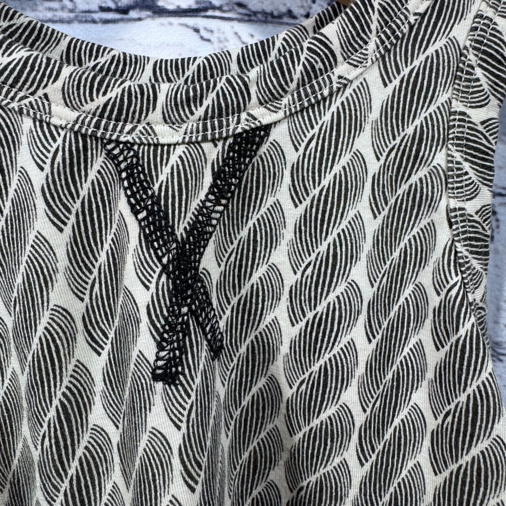 Kate Quinn Black and White Unisex Tank - Picture 2 of 5